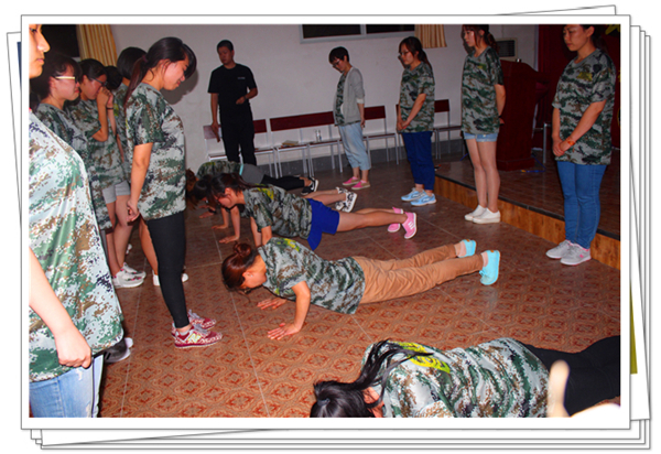 用實際行動告訴我們大家什么叫做責任的隊長