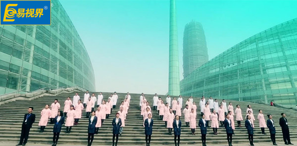 易視界技術(shù)支持團(tuán)隊(duì)合影