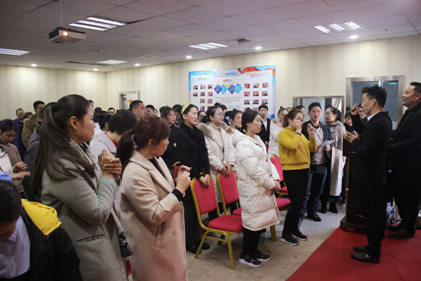 易視界開啟開啟學(xué)習(xí)型春節(jié)模式