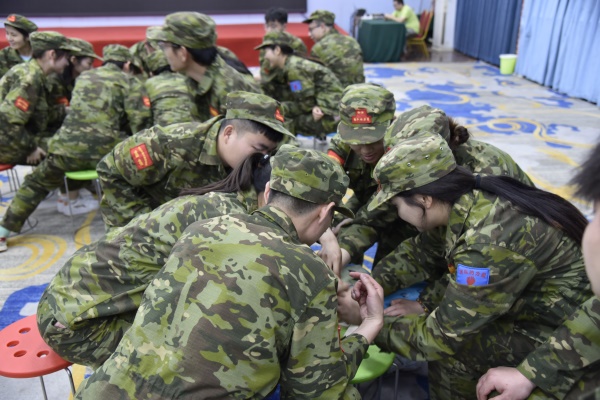 易視界精英們拓展訓練進行中